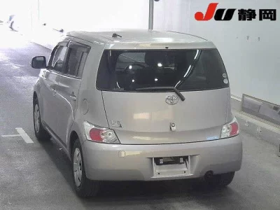 Toyota bB
