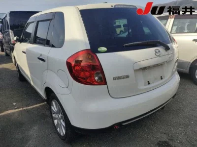 Mazda Verisa