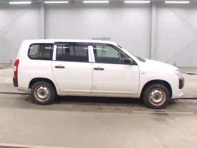 Toyota Succeed