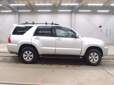 Toyota HILUX SURF