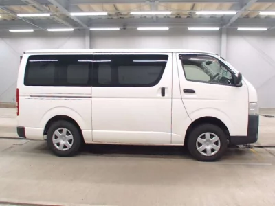 Toyota RegiusAce