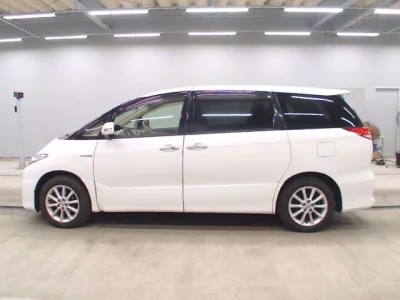 Toyota Estima Hybrid