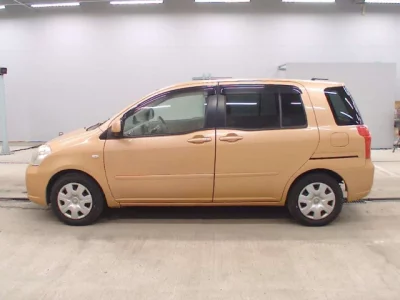 Toyota Raum