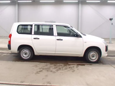 Toyota Succeed