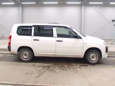 Toyota Succeed