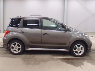 Toyota Ist