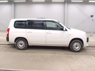 Toyota Succeed
