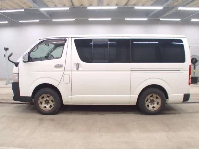 Toyota RegiusAce