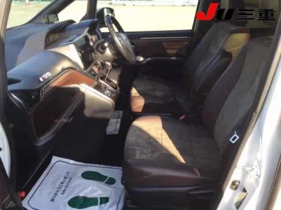 Toyota ESQUIRE