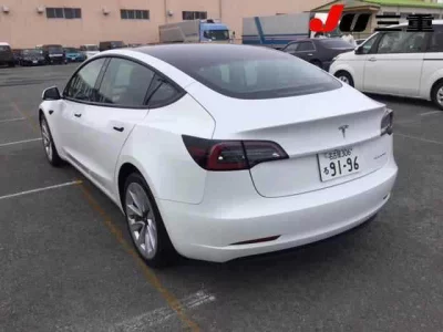 Tesla MODEL3