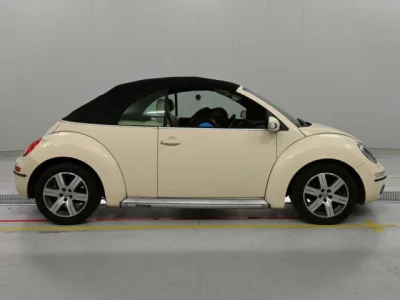 Volkswagen New Beetle