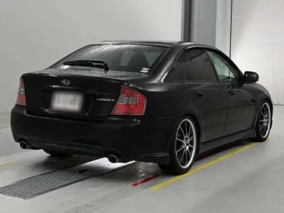 Subaru LEGACY B4
