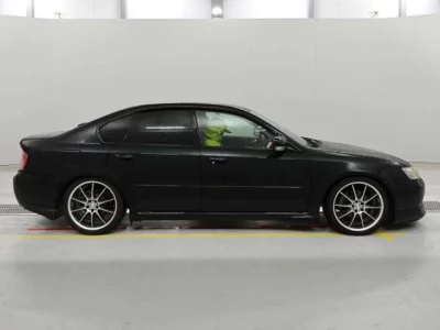 Subaru LEGACY B4