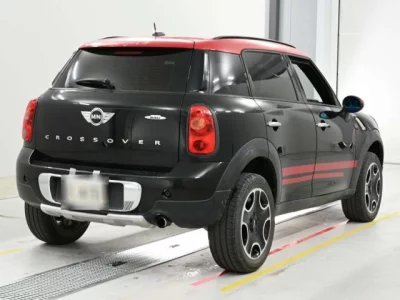 MINI Crossover