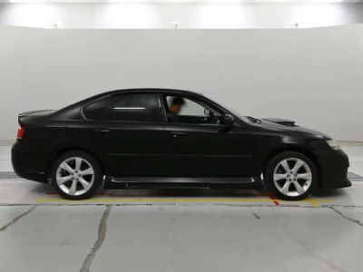 Subaru LEGACY B4