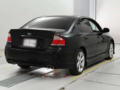 Subaru LEGACY B4