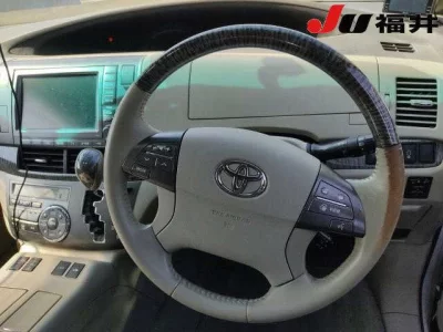 Toyota ESTIMA HYBRID