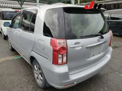 Toyota Raum