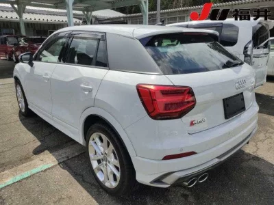 Audi SQ2