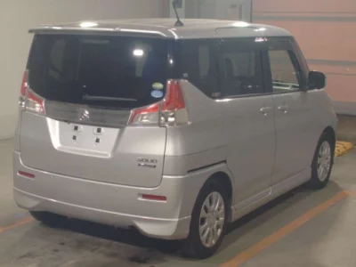 Suzuki Solio