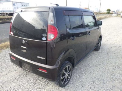 Suzuki MRWAGON