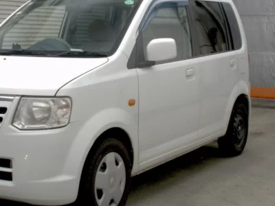 Nissan Otti