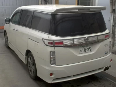 Nissan Elgrand
