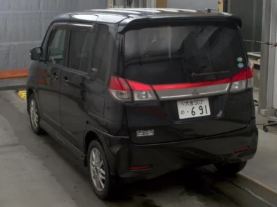 Mitsubishi Delica D:2