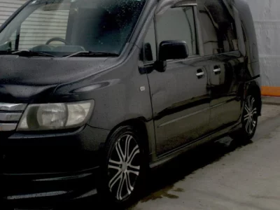 Honda Mobilio Spike