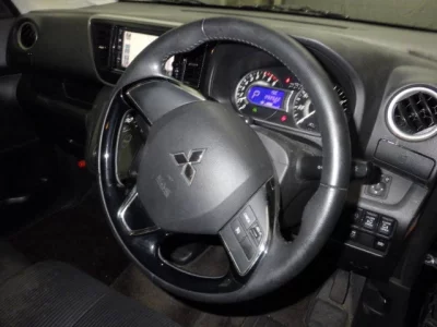 Mitsubishi eK X Space