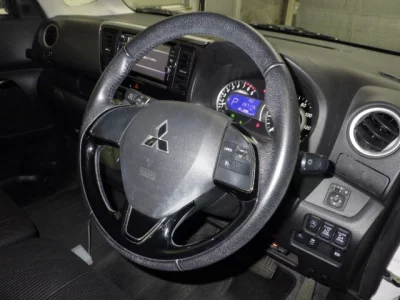 Mitsubishi eK X Space