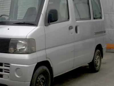 Mitsubishi Minicab Van