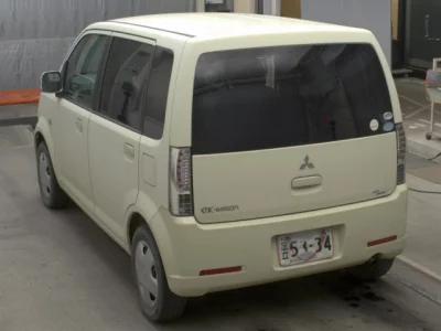 Mitsubishi eK Wagon