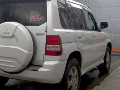 Mitsubishi Pajero iO