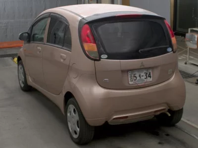Mitsubishi I