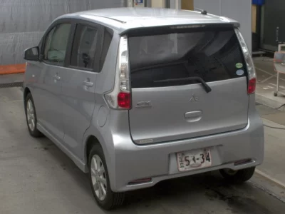 Mitsubishi eK Wagon