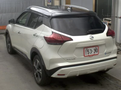 Nissan KICKS