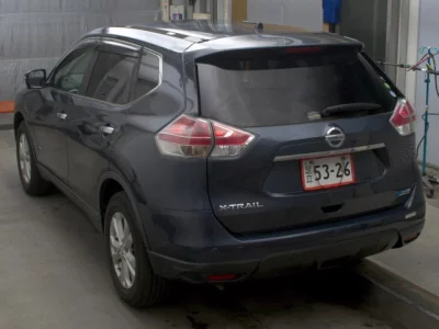 Nissan X-TRAIL