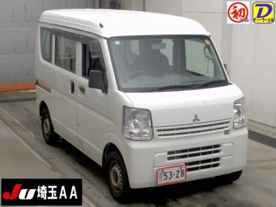 Mitsubishi Minicab Van