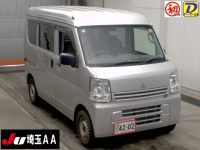 Mitsubishi Minicab Van
