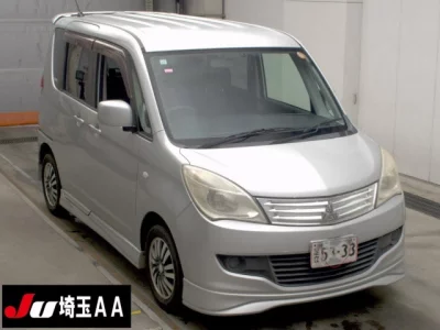 Mitsubishi Delica D:2