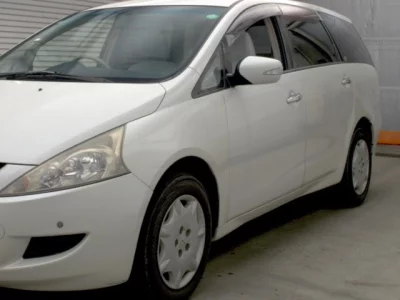 Mitsubishi Grandis