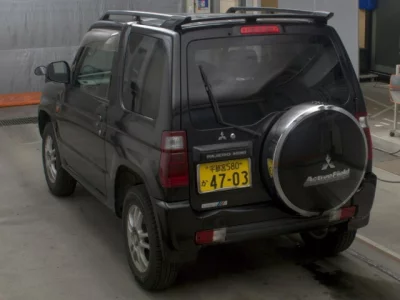 Mitsubishi Pajero Mini