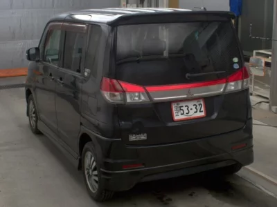 Mitsubishi Delica D:2