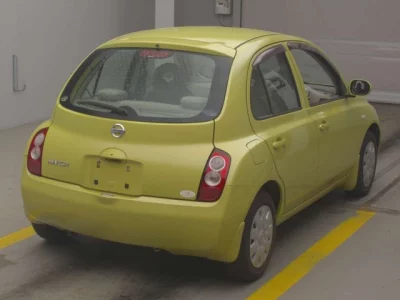 Nissan March