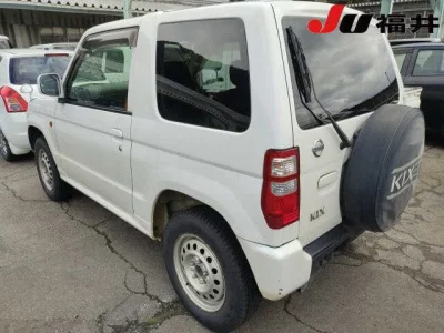 Nissan Kix