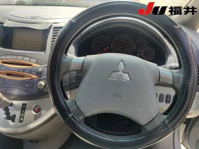 Mitsubishi Grandis