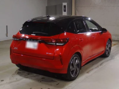 Nissan Aura