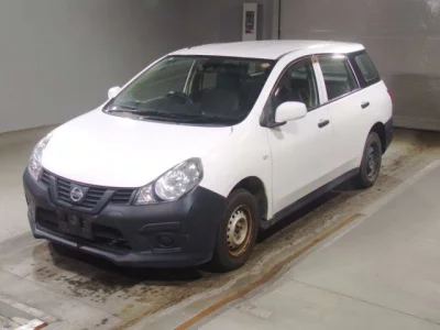 Nissan AD