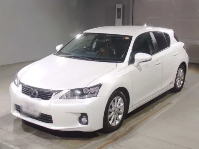 Lexus CT200h